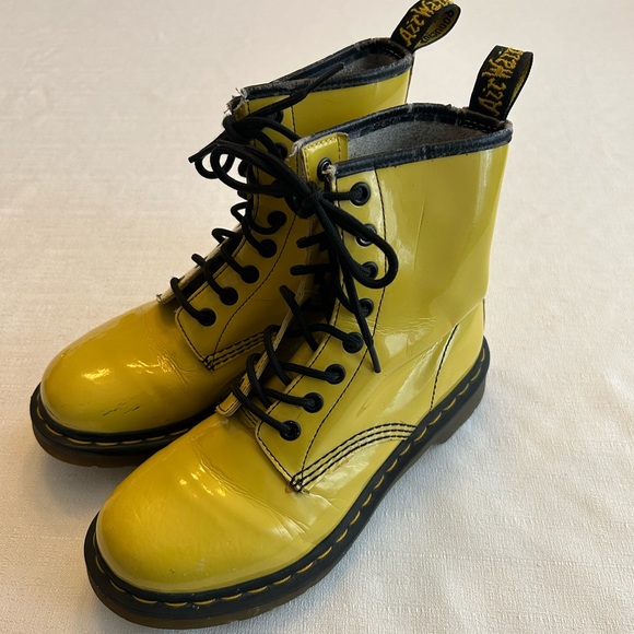 Vintage 1990’s Dr Martens Women’s Smooth Yellow Lace Up Boots - Picture 14 of 16